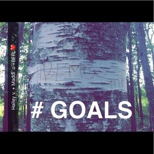 Meet your Posher, Hailey